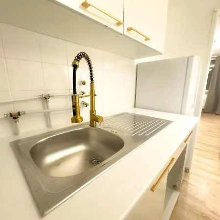 Messe-apartment Fuer 5 Gaeste Mit Balkon Und Lift * Ανόβερο
