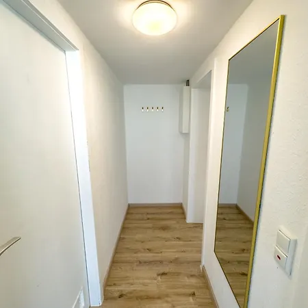 Messe-apartment Fuer 5 Gaeste Mit Balkon Und Lift Apartman Hannover