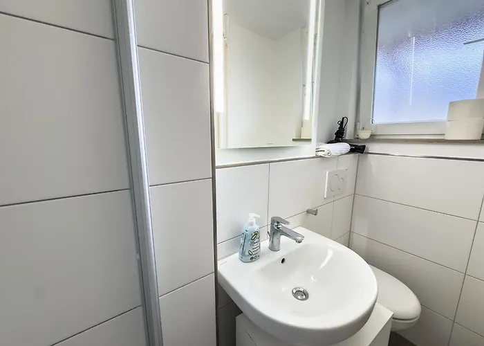 Messe-apartment Fuer 5 Gaeste Mit Balkon Und Lift * Hanôver