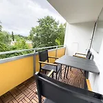 Messe-apartment Für 5 Gäste Mit Balkon Und Lift